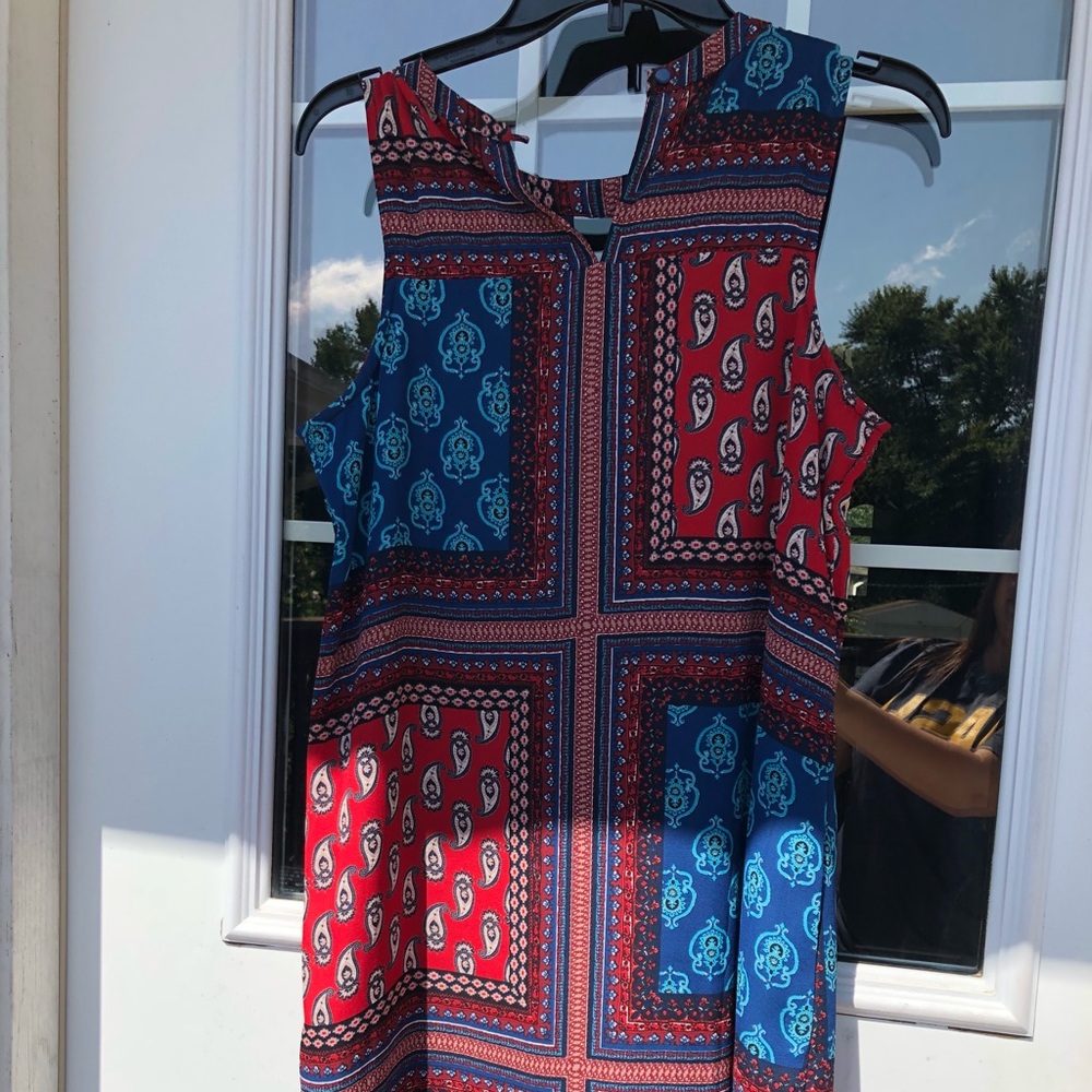 Pattern Dress - Picture 2 of 2